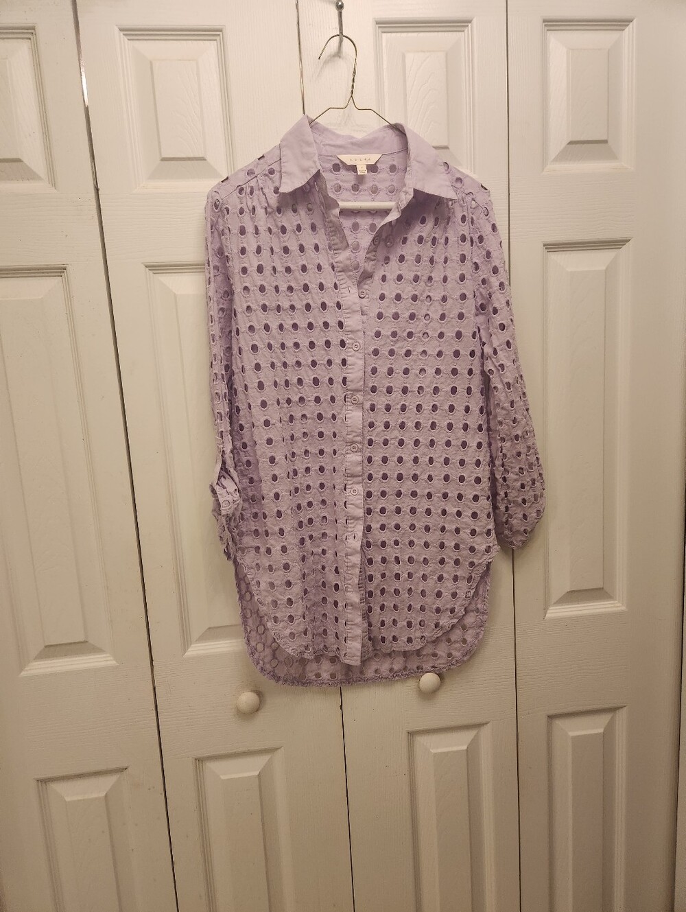 Adiva Women's Lavender Eyelet Button-Up Shirt